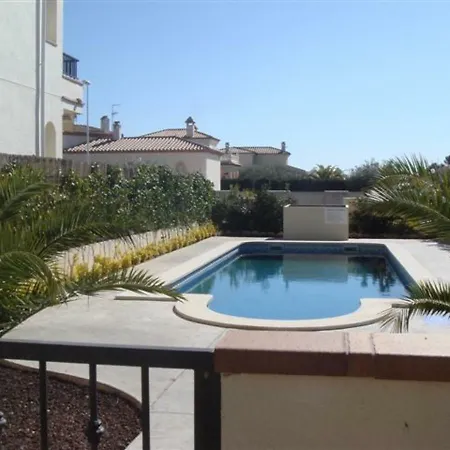 Llevant 3 Apartment